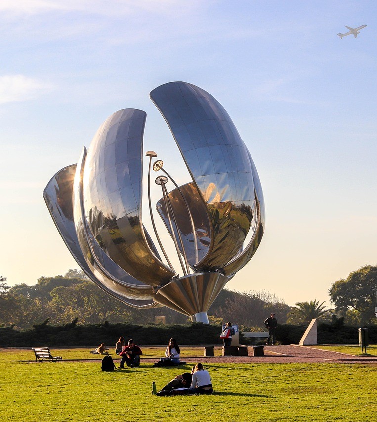 english doctor in argentina