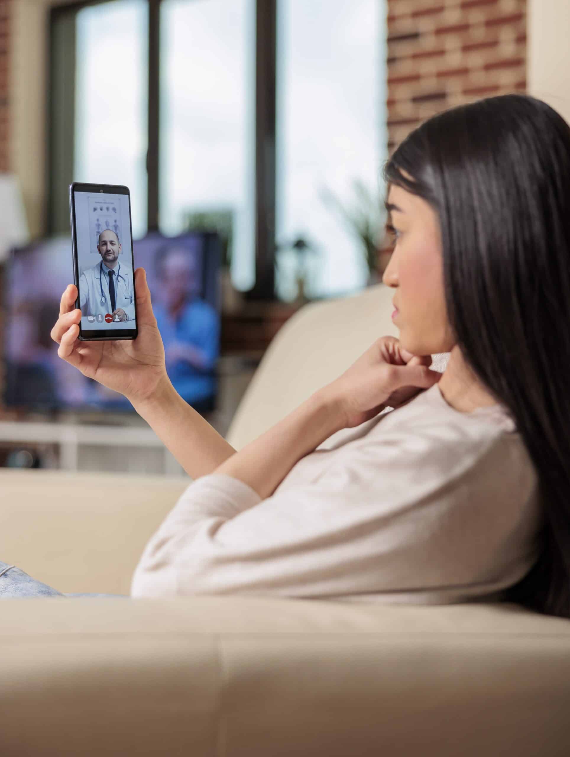 English speaking doctor in Puerto Vallarta Mexico – online medical consultation for tourists and expats