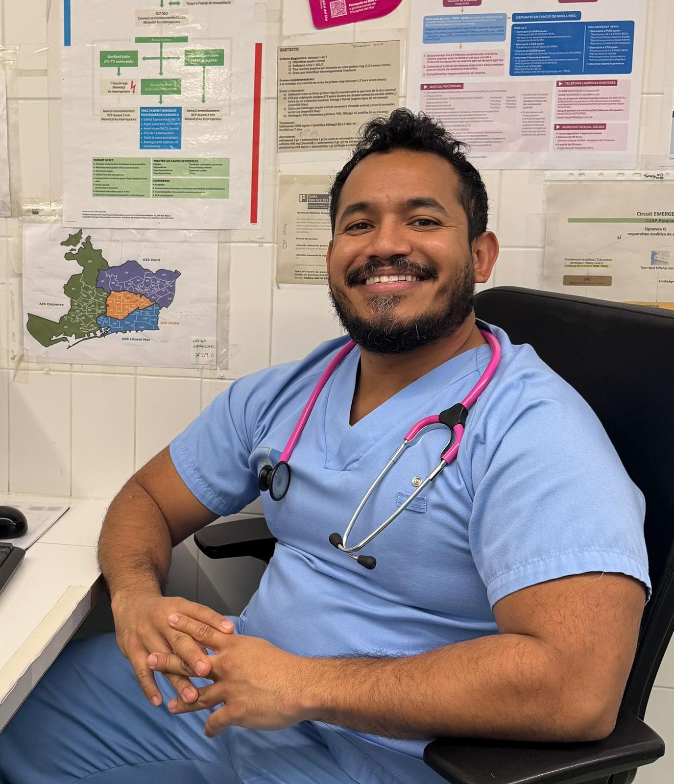 Dr. Diego Perdomo Terán — TravelDoctores